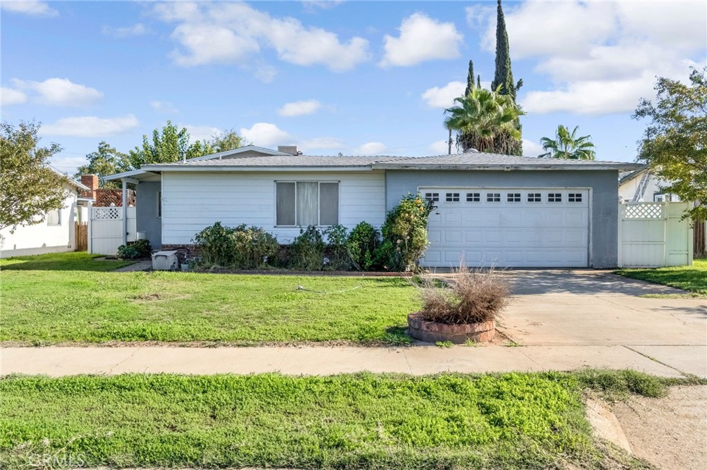 1205 Rogers, Madera, CA 93638