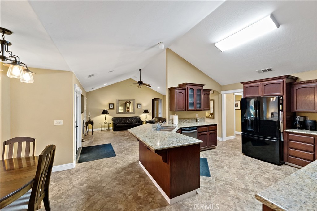 19649 Road 30 1/2, Madera, CA 93638