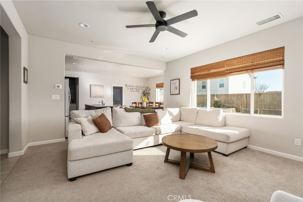 646 Wood Crest, Madera, CA 93636