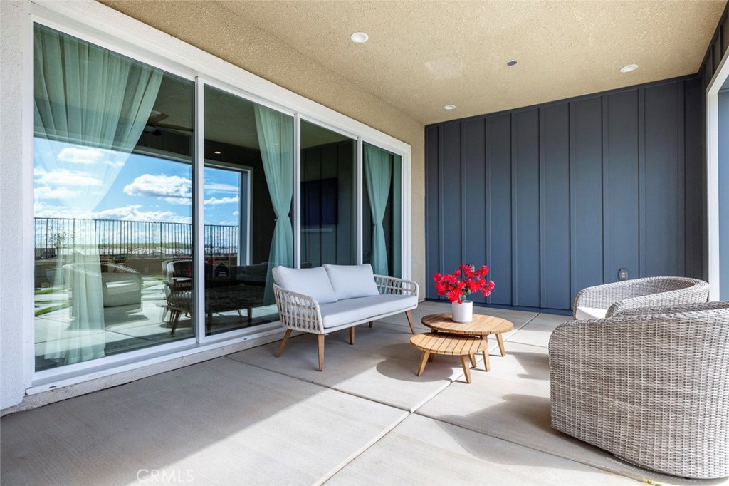 944 Horizon Dr, Madera, CA 93636