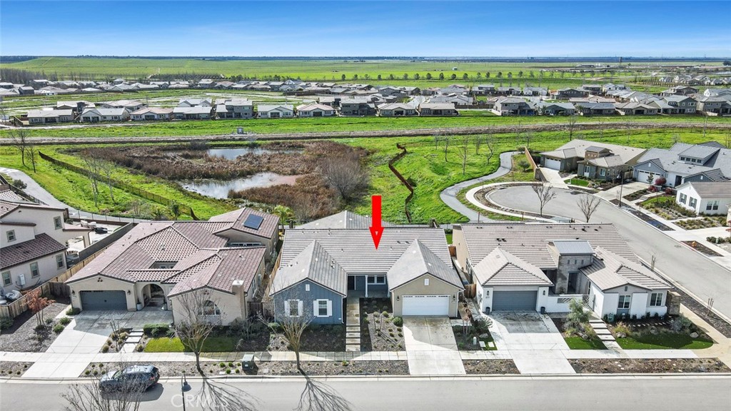 944 Horizon Dr, Madera, CA 93636