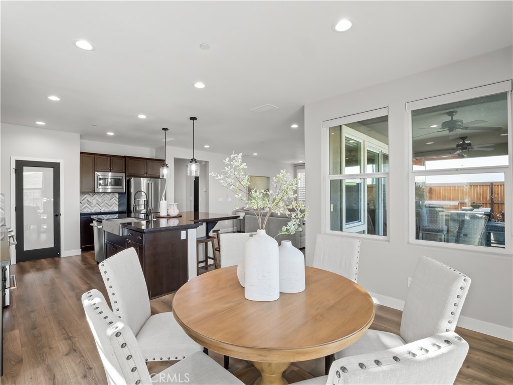 4483 Crown Bluffs Dr, Madera, CA 93636