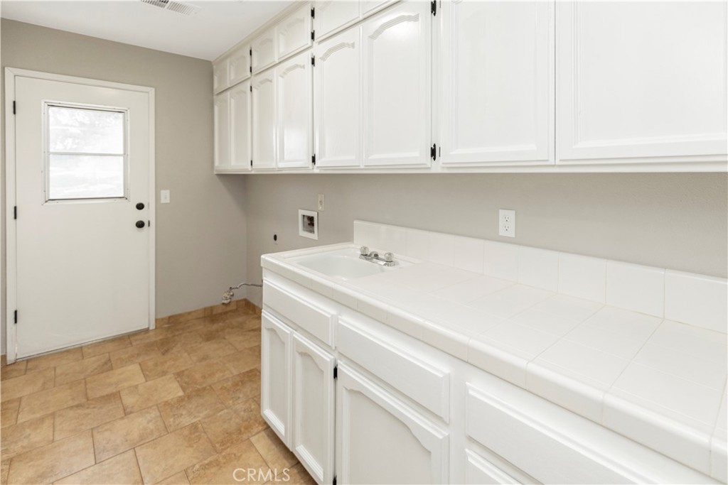 28702 Rancho, Madera, CA 93638