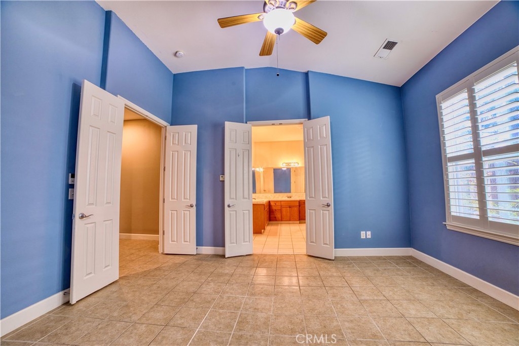 6009 W Goux, Fresno, CA 93722