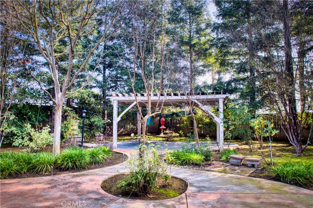 6009 W Goux, Fresno, CA 93722