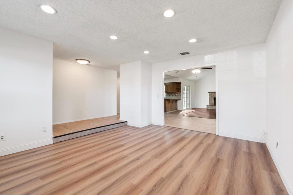 2820 Driftwood Dr, Madera, CA 93637