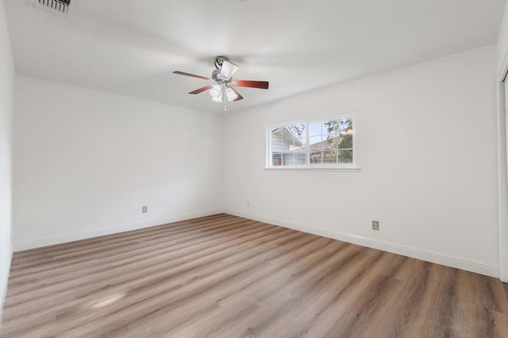 2820 Driftwood Dr, Madera, CA 93637