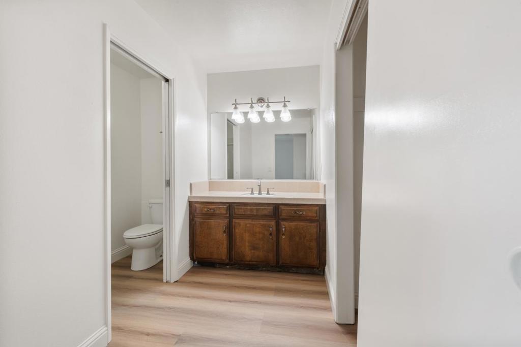 2820 Driftwood Dr, Madera, CA 93637