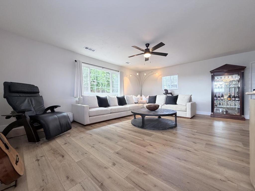 Open Photo