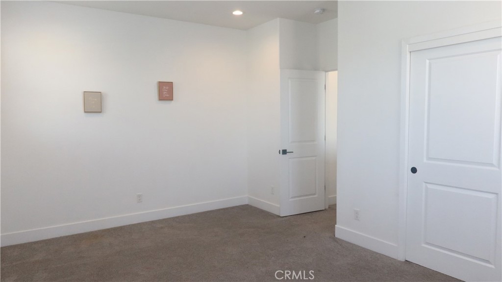 4254 Oak Knoll Rd, Madera, CA 93636