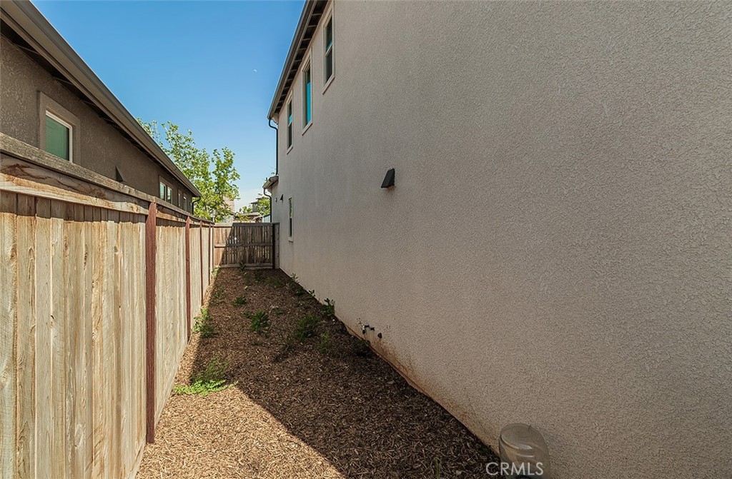 4254 Oak Knoll Rd, Madera, CA 93636