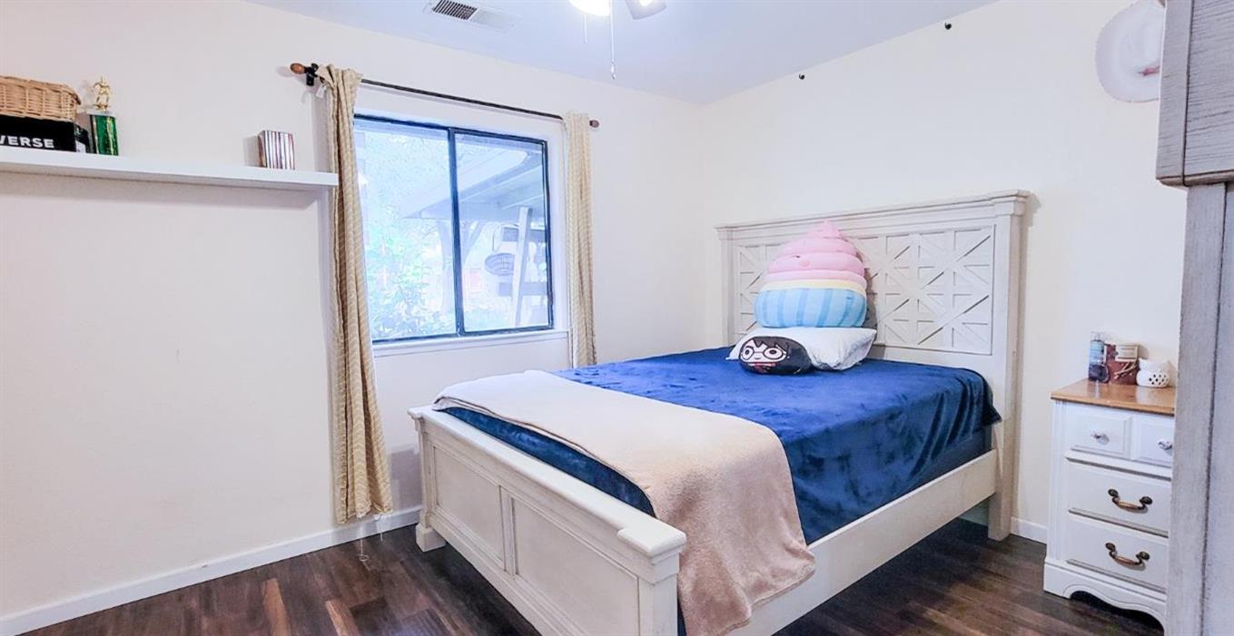 12126 Topper Rd, Madera, CA 93636