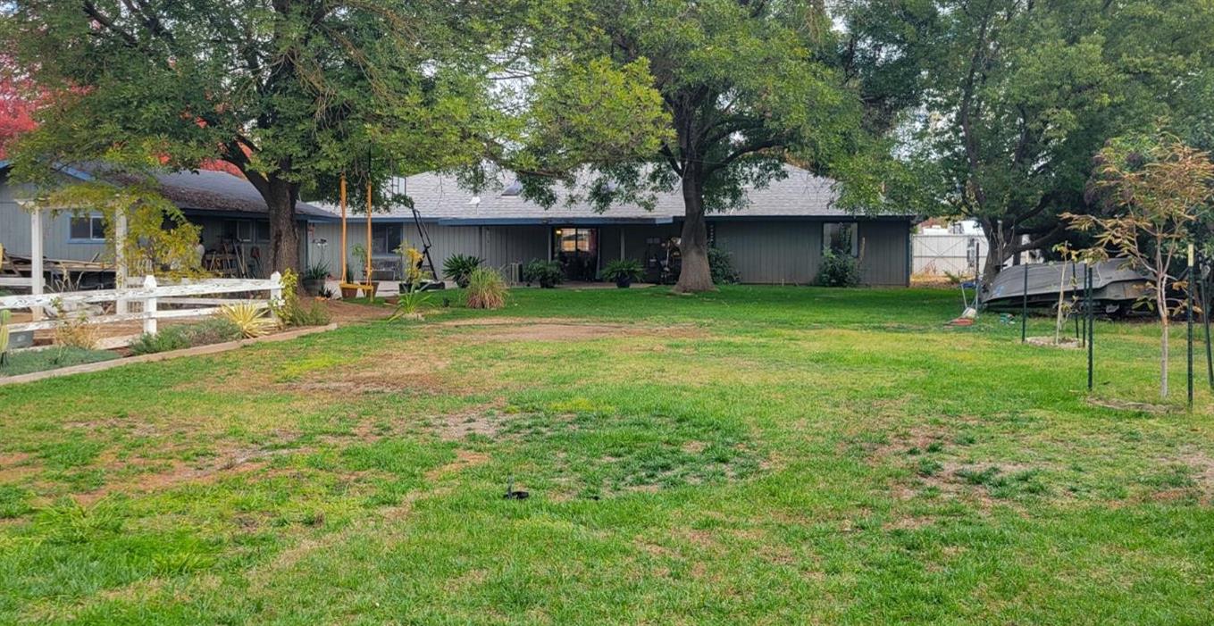 12126 Topper Rd, Madera, CA 93636