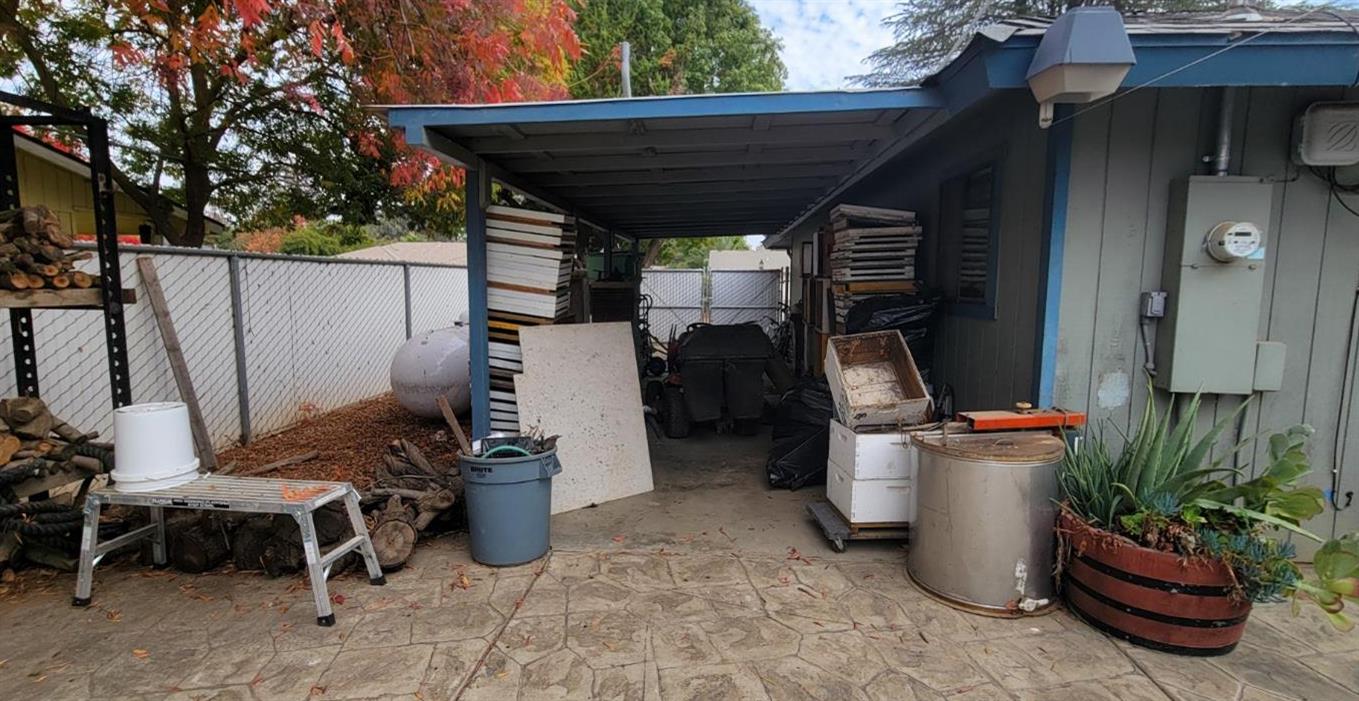 12126 Topper Rd, Madera, CA 93636