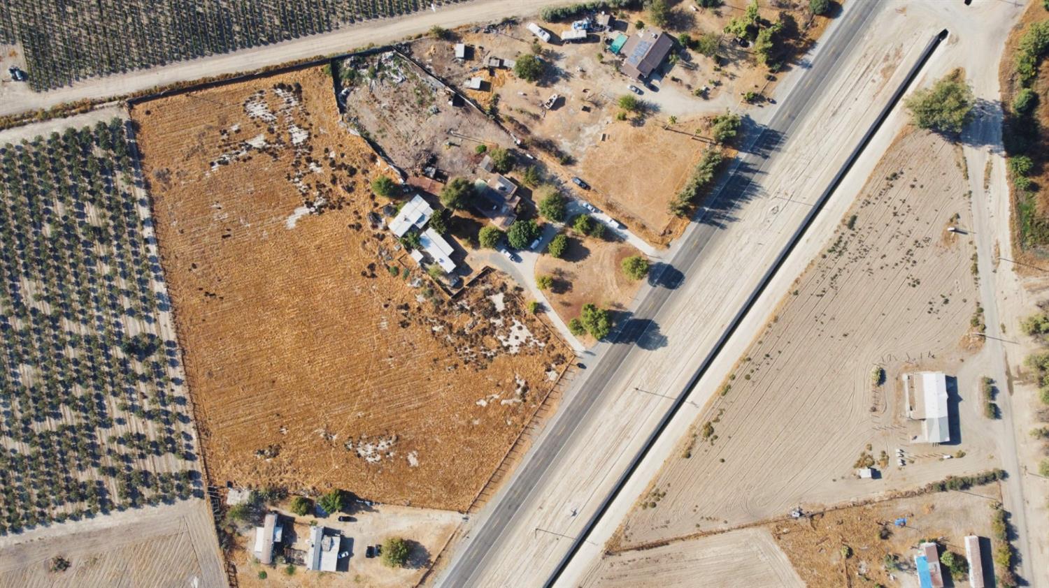 7880 S Mcmullin Grade, Fresno, CA 93706