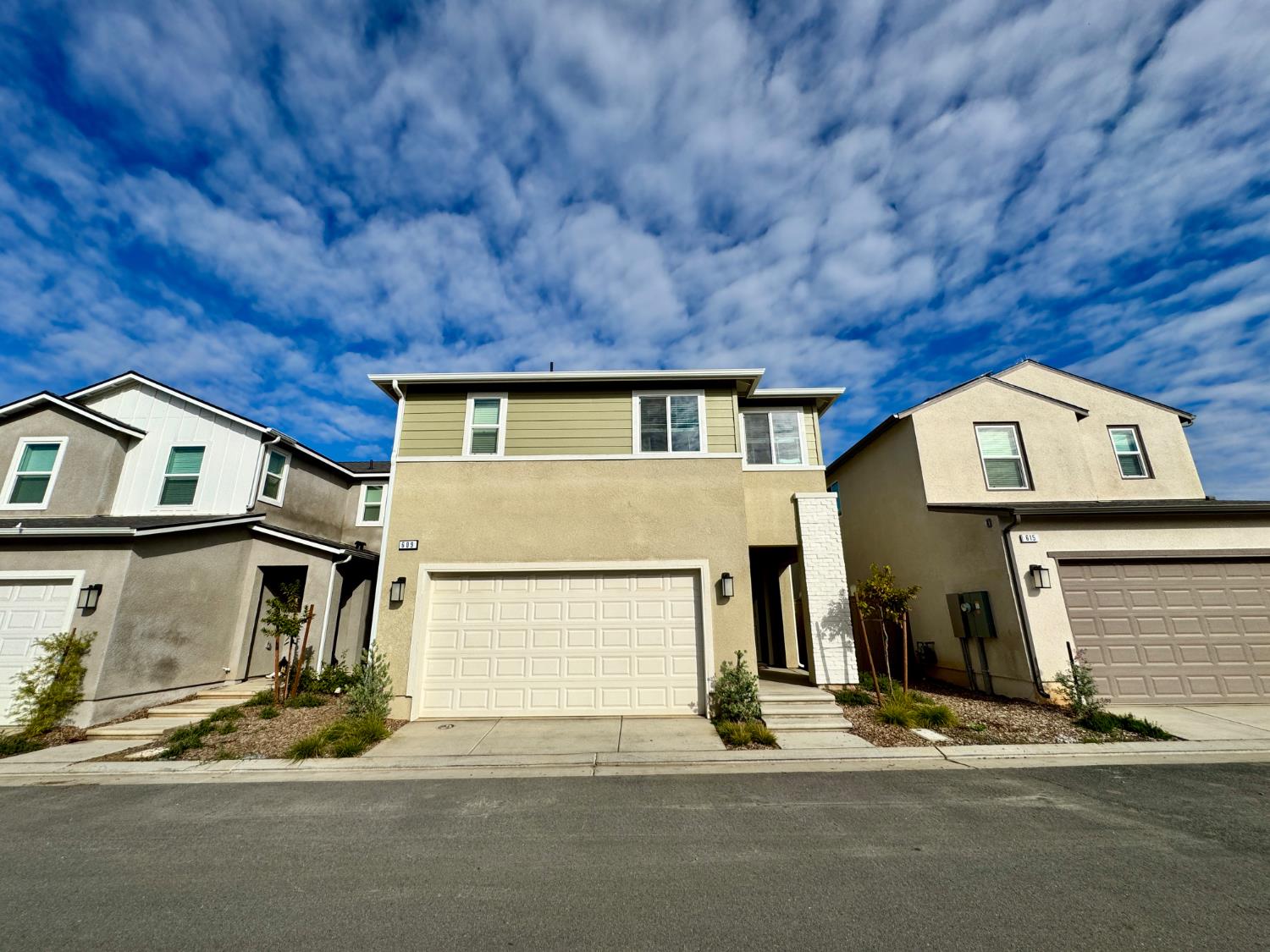 609 Josephine Ave, Madera, CA 93636