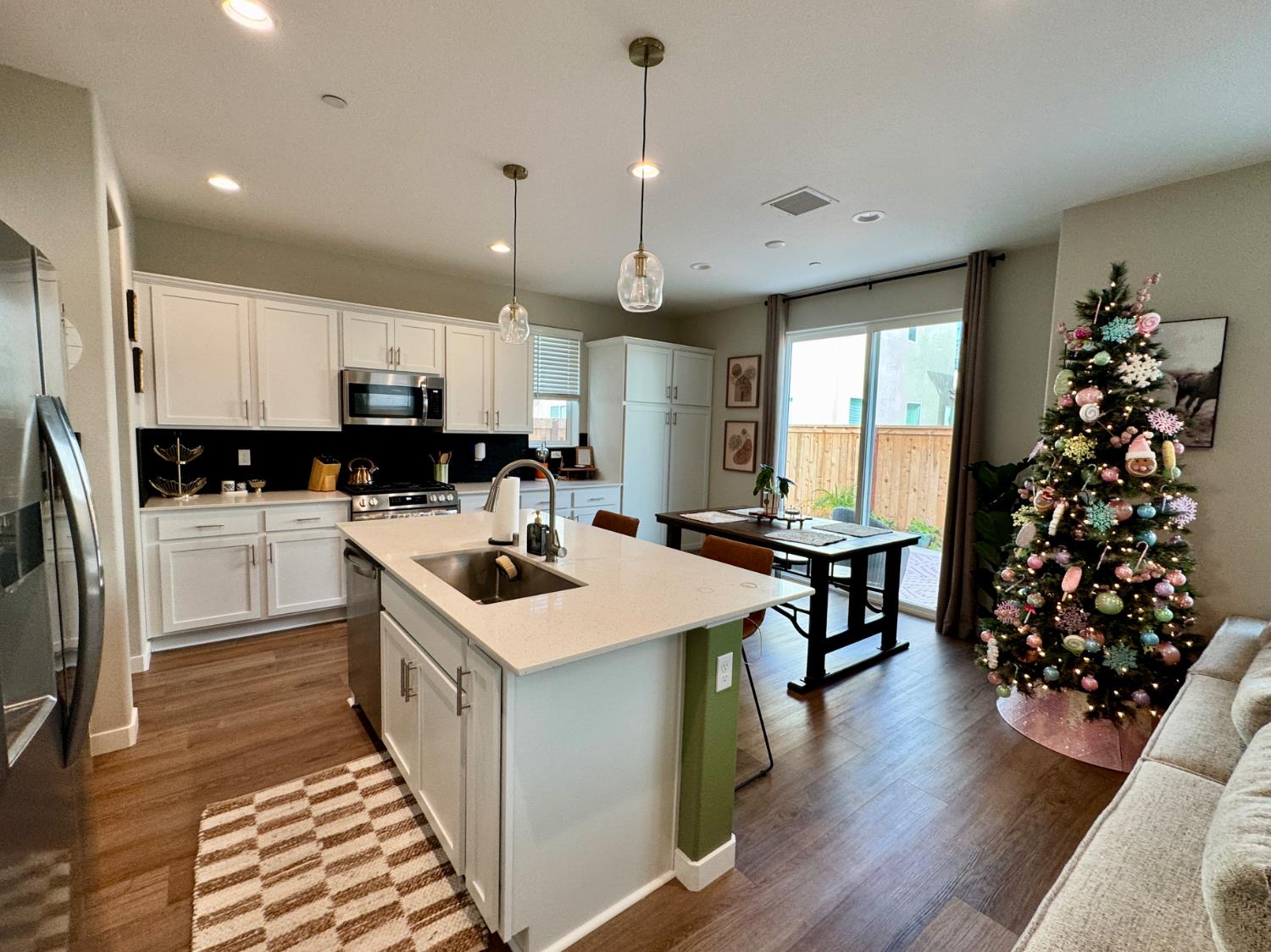 609 Josephine Ave, Madera, CA 93636