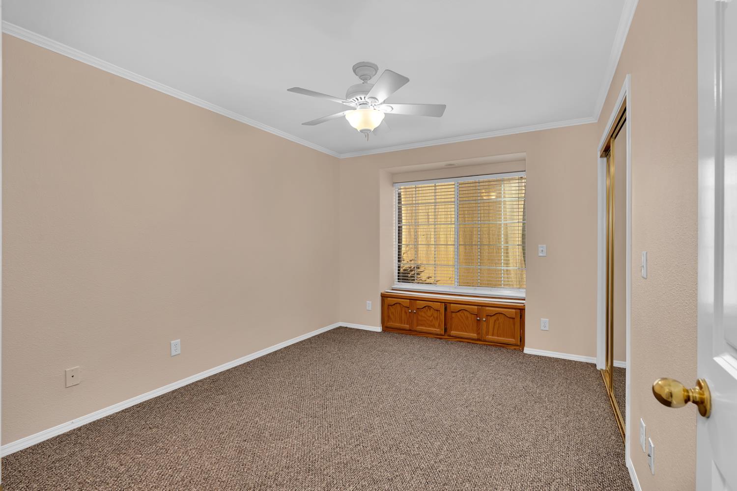 2352 Frederick Way, Madera, CA 93637