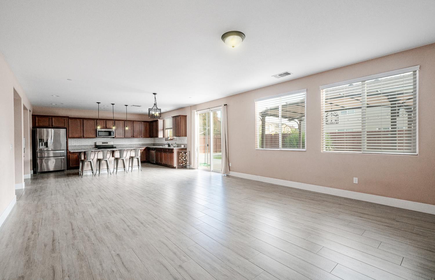 59 Rancho Santa Fe Dr, Madera, CA 93638