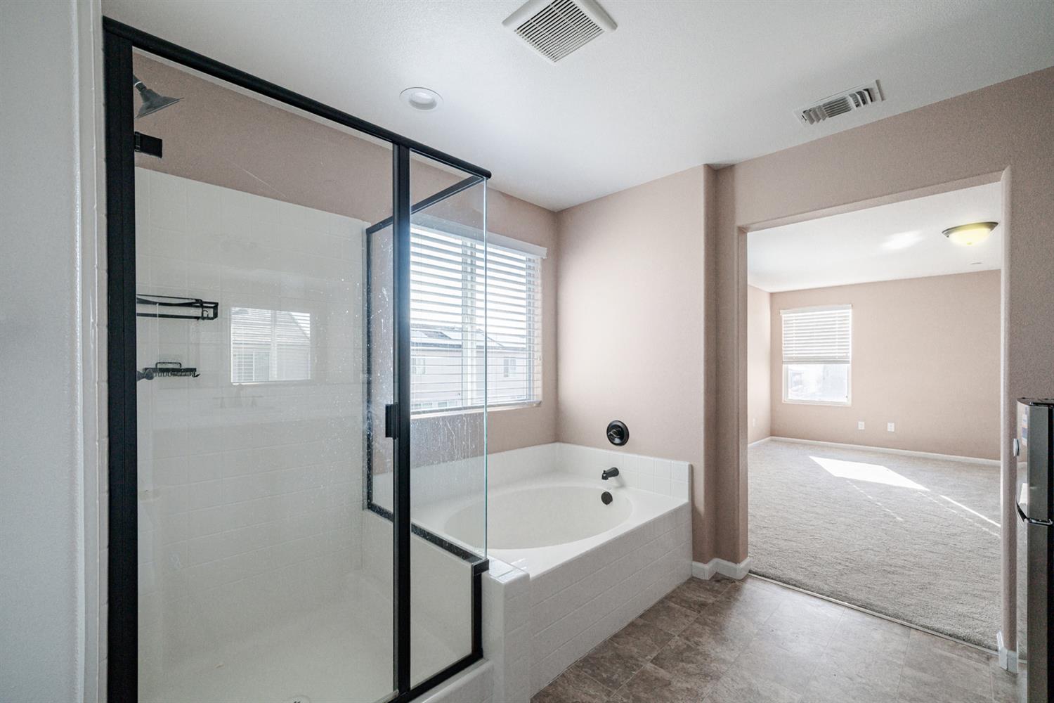 59 Rancho Santa Fe Dr, Madera, CA 93638