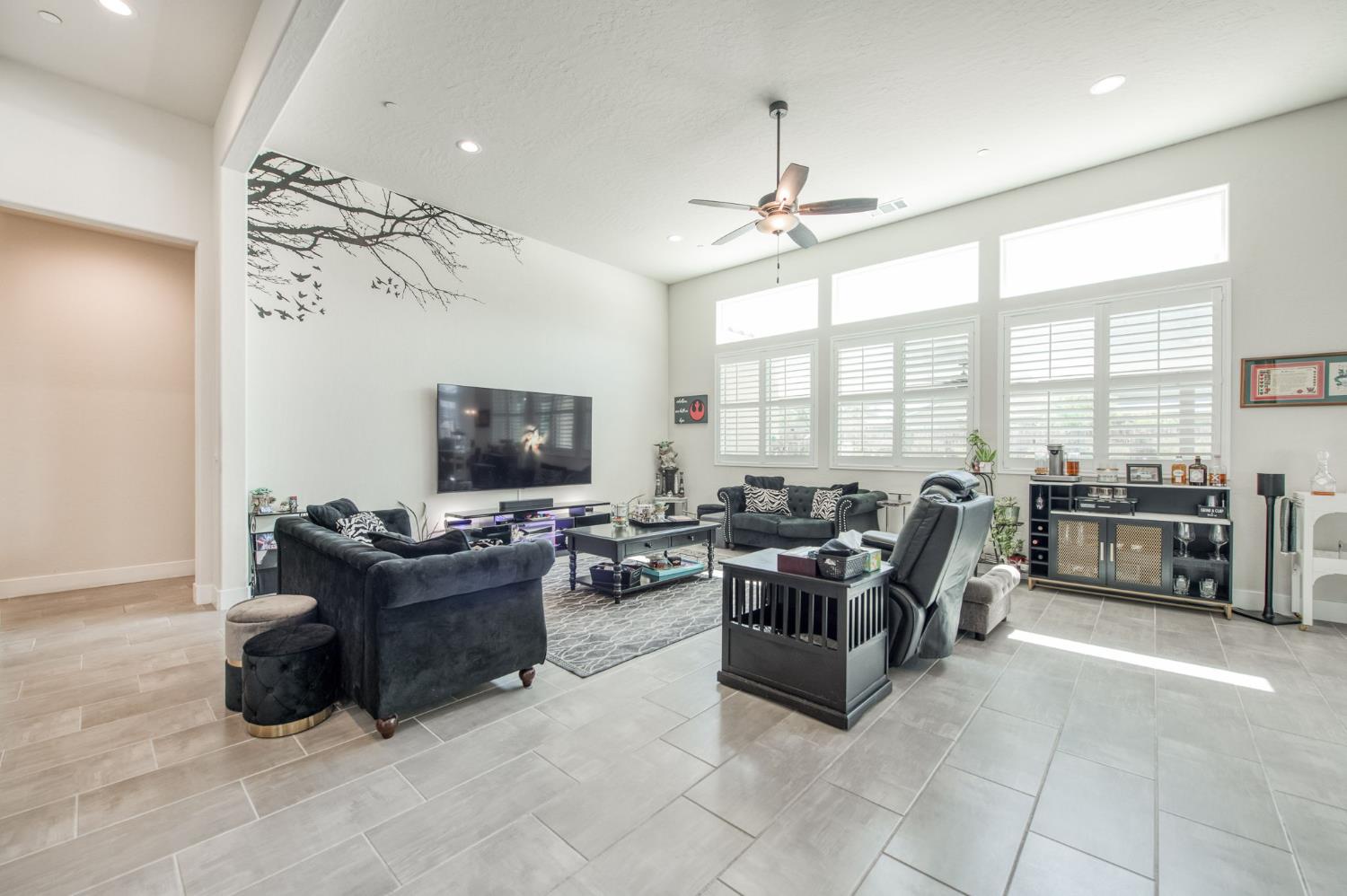 1020 Highland Rd W, Madera, CA 93636