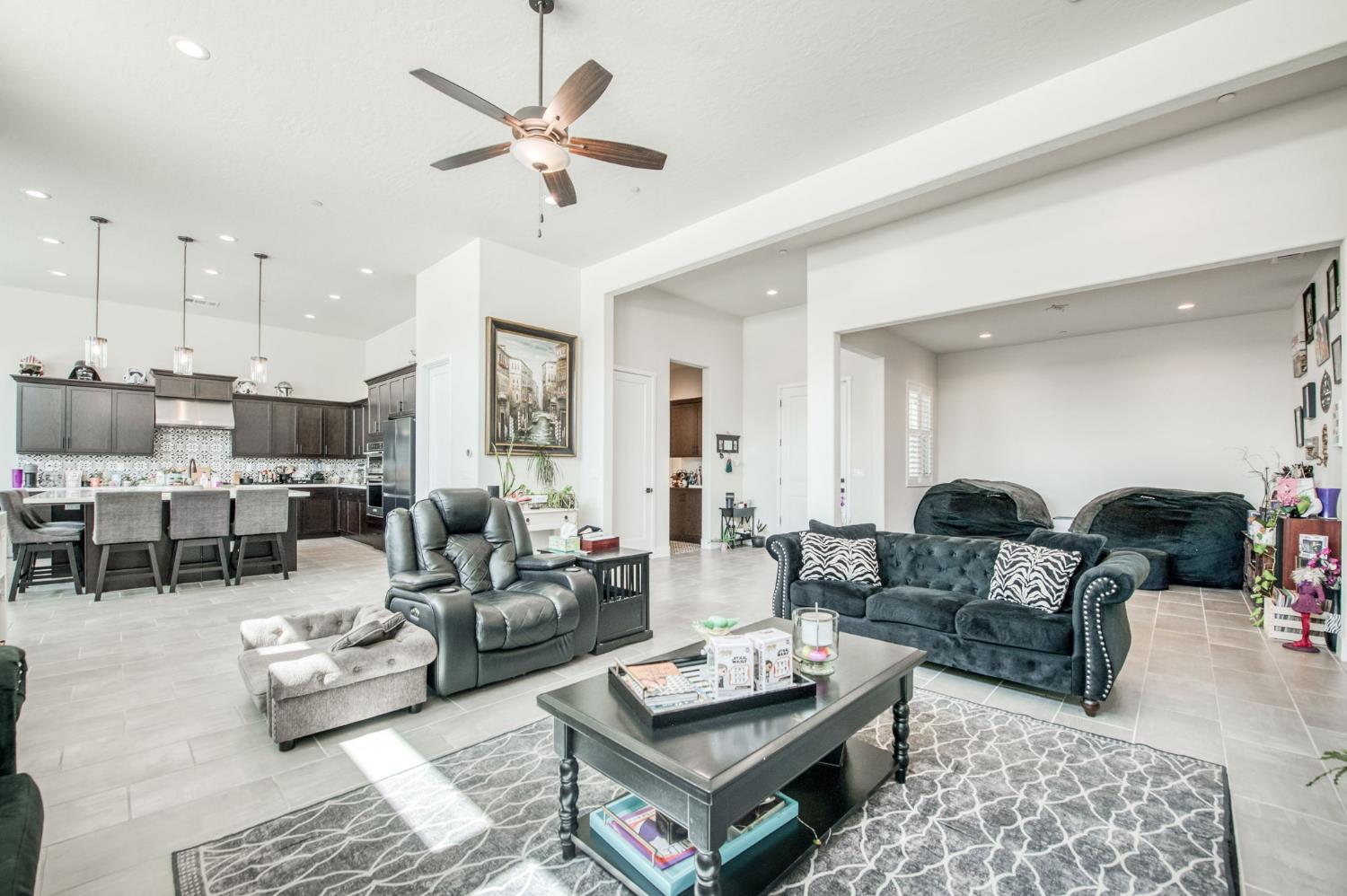 1020 Highland Rd W, Madera, CA 93636