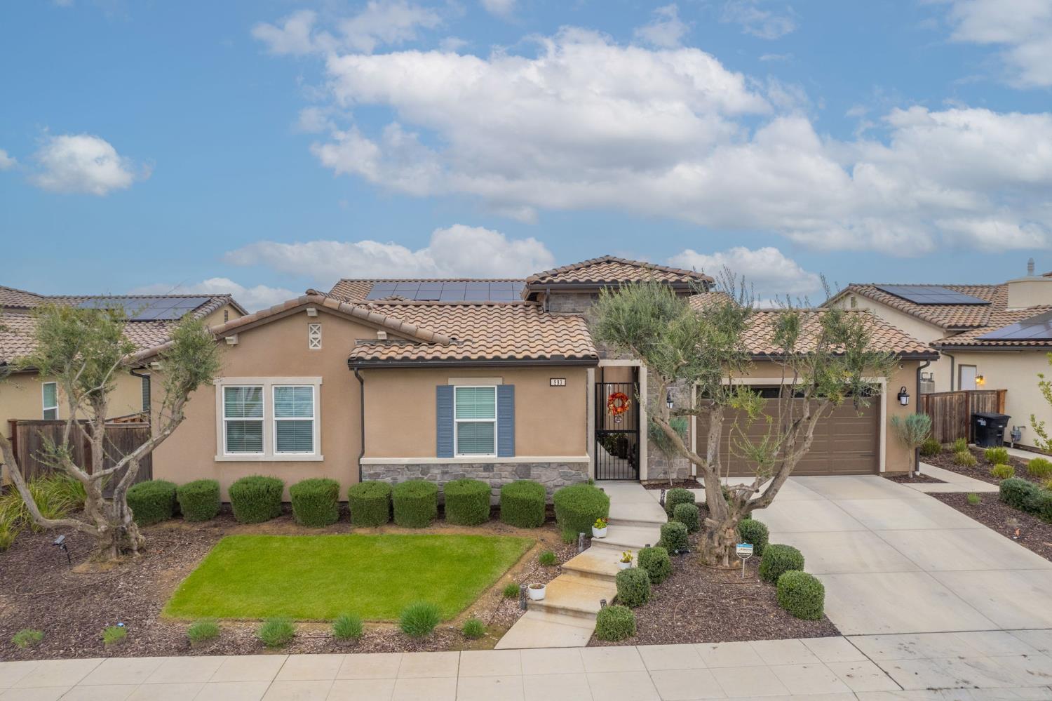 993 Ridgeline Rd W, Madera, CA 93636