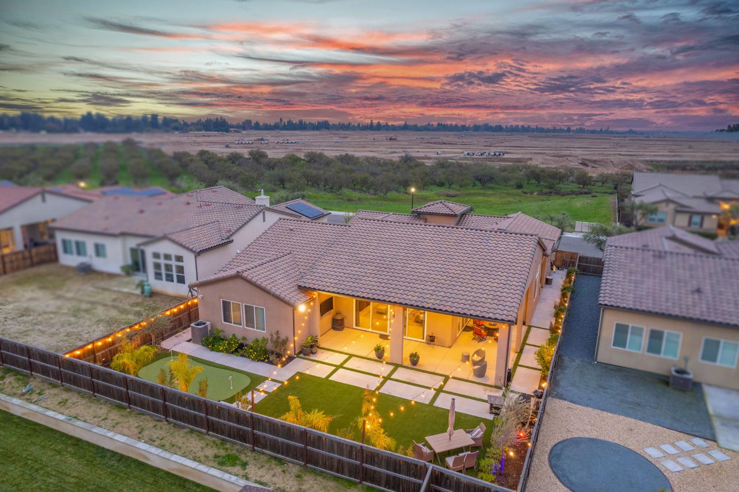 993 Ridgeline Rd W, Madera, CA 93636