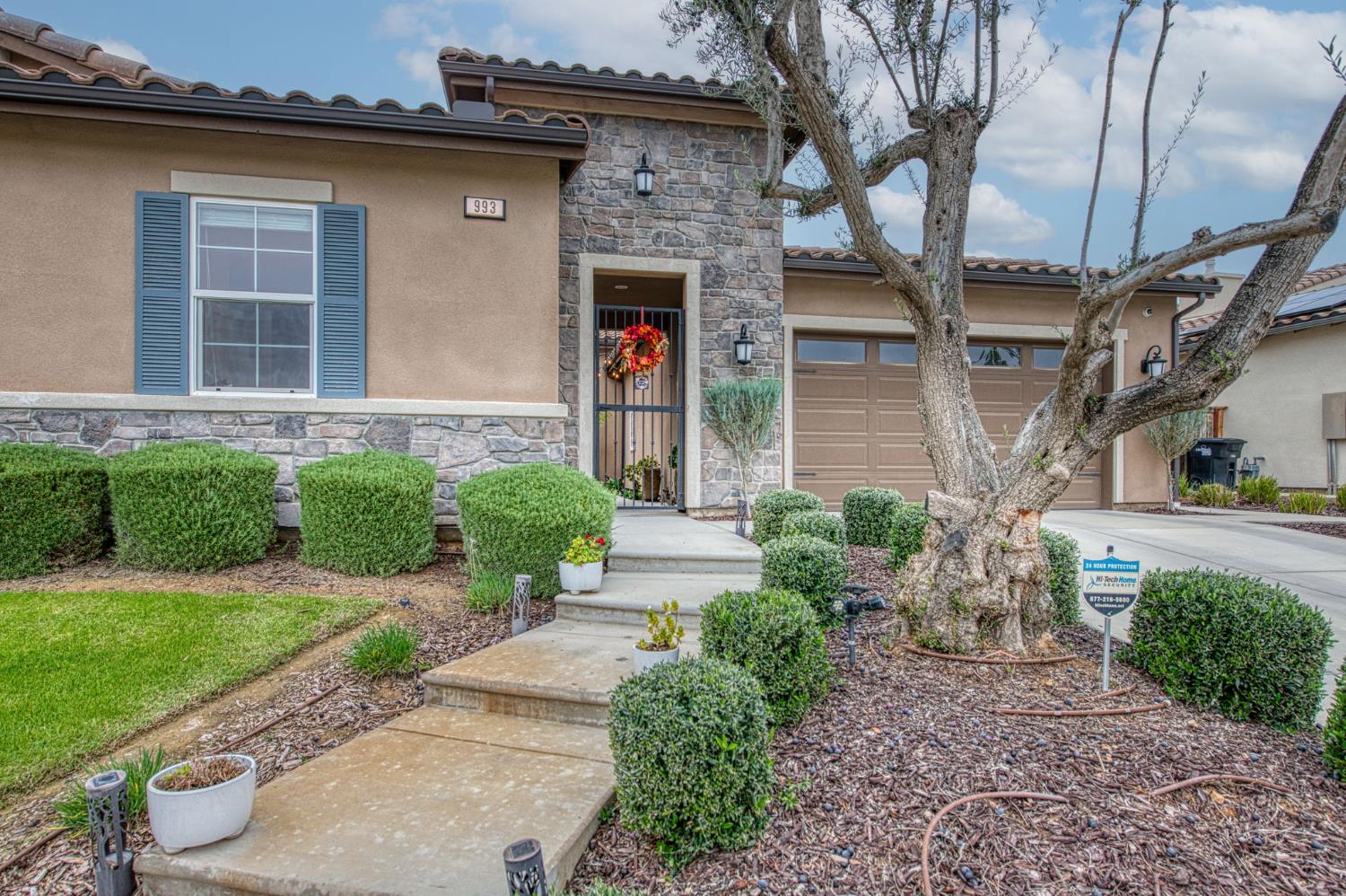 993 Ridgeline Rd W, Madera, CA 93636