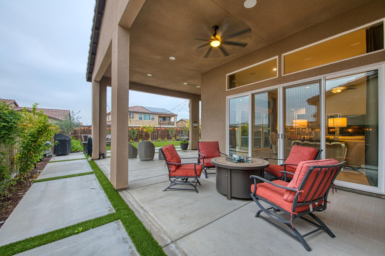 993 Ridgeline Rd W, Madera, CA 93636