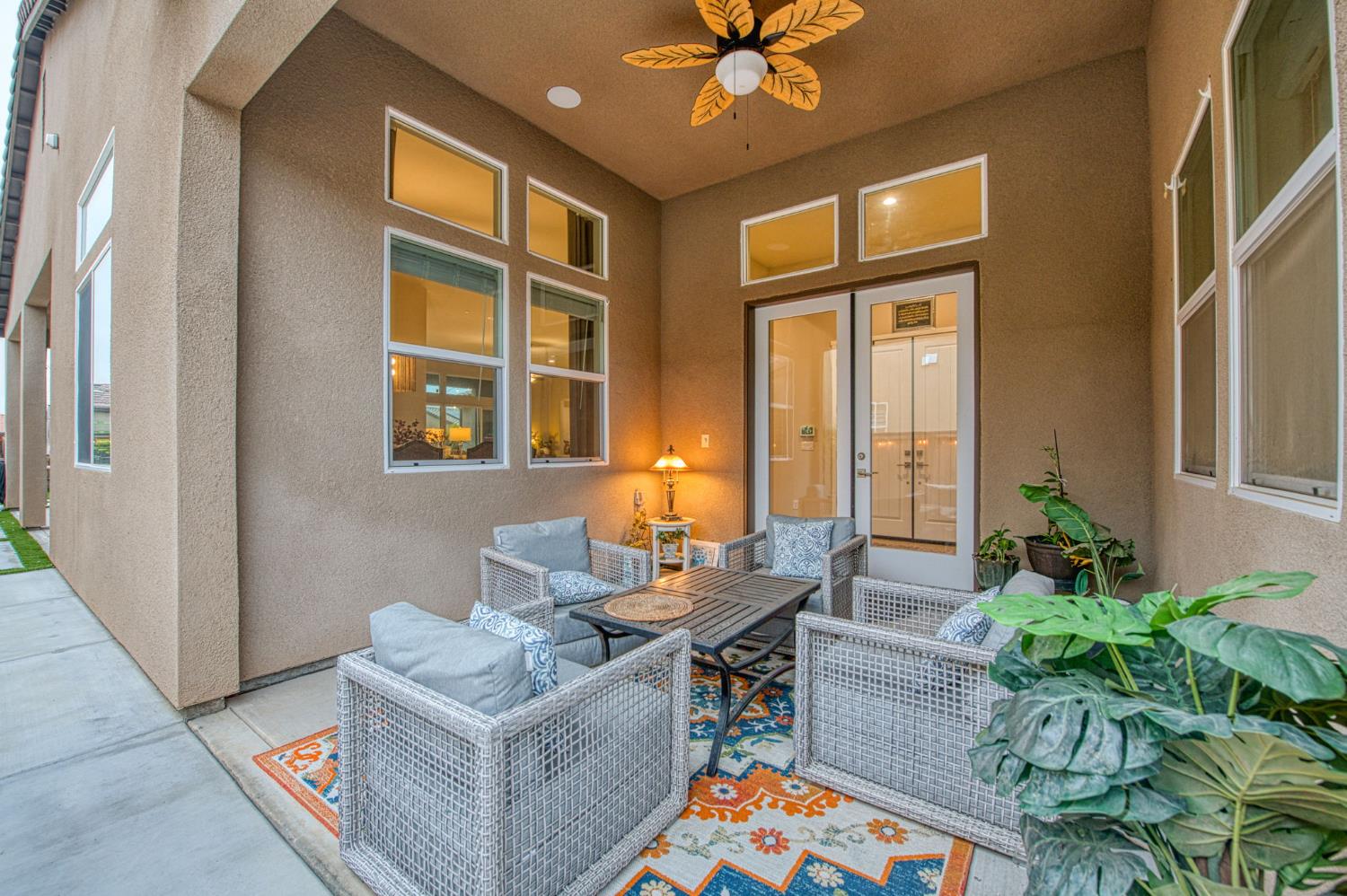 993 Ridgeline Rd W, Madera, CA 93636