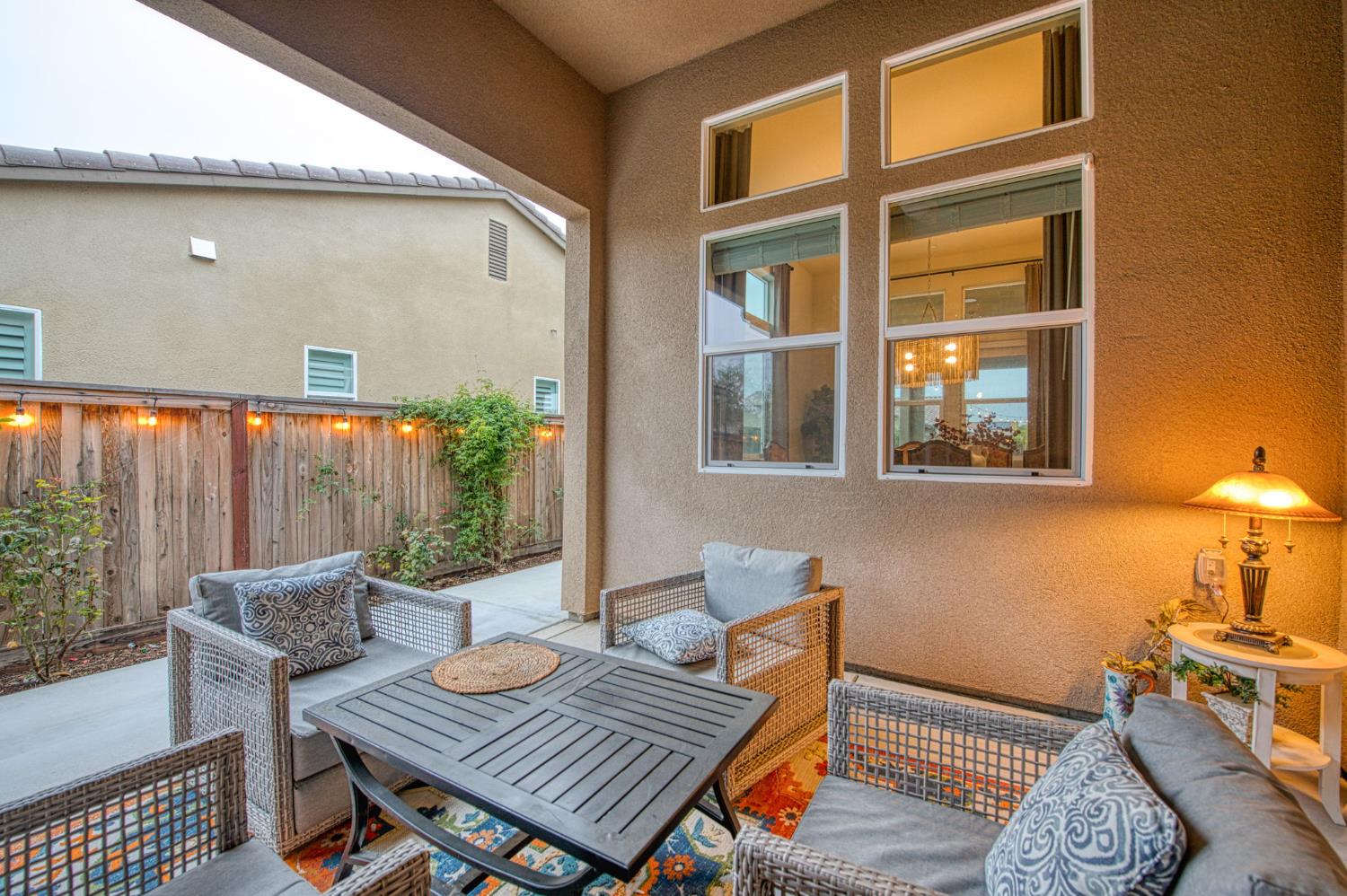 993 Ridgeline Rd W, Madera, CA 93636