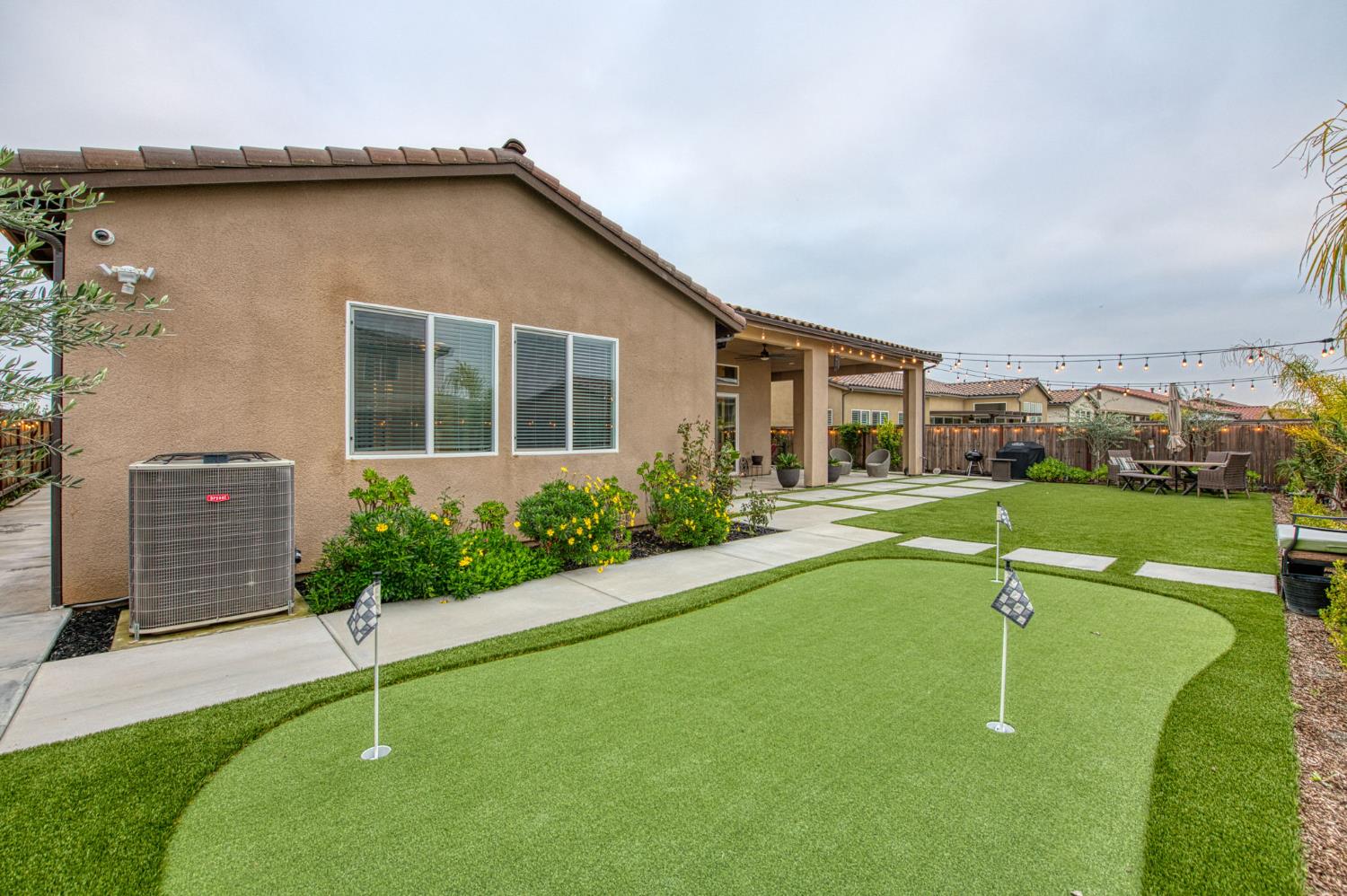 993 Ridgeline Rd W, Madera, CA 93636