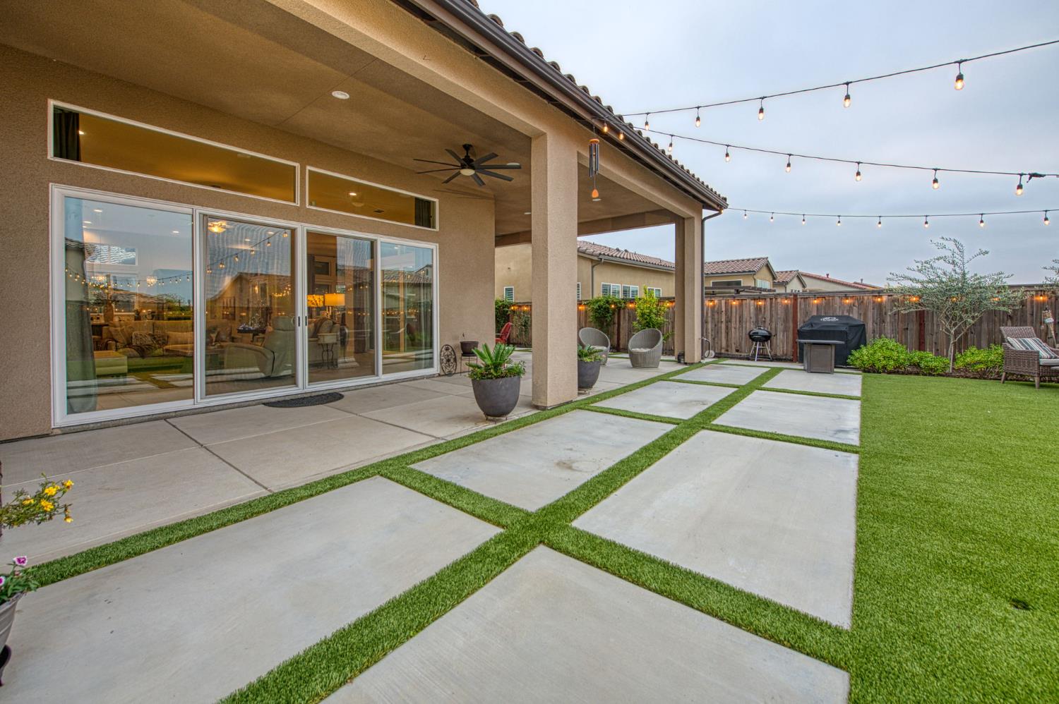 993 Ridgeline Rd W, Madera, CA 93636