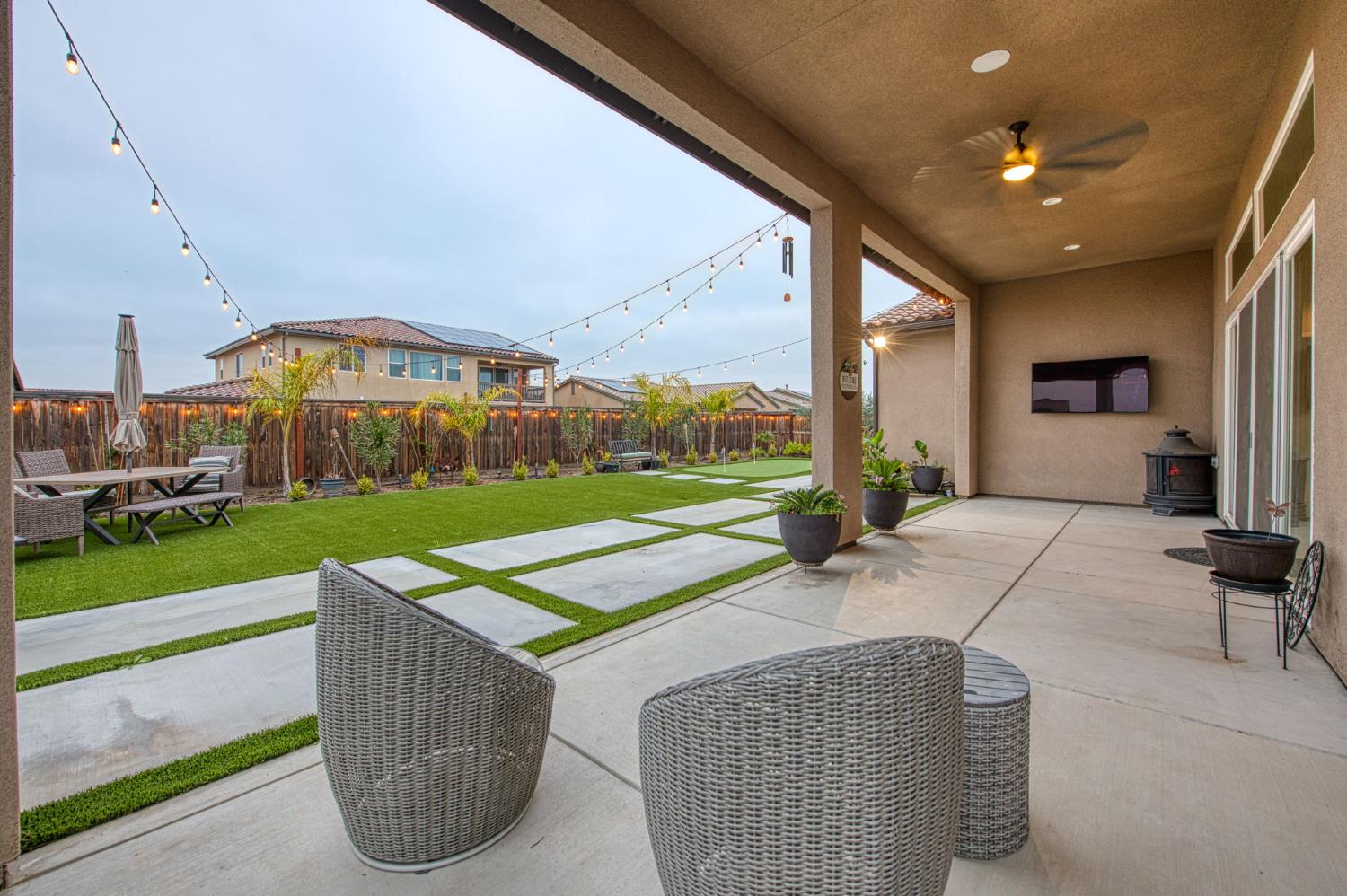 993 Ridgeline Rd W, Madera, CA 93636