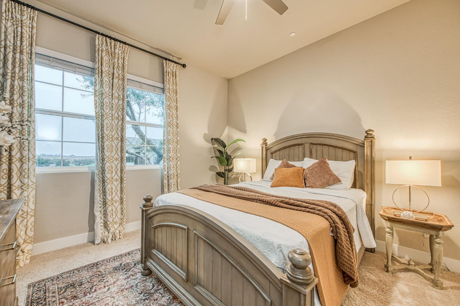 993 Ridgeline Rd W, Madera, CA 93636