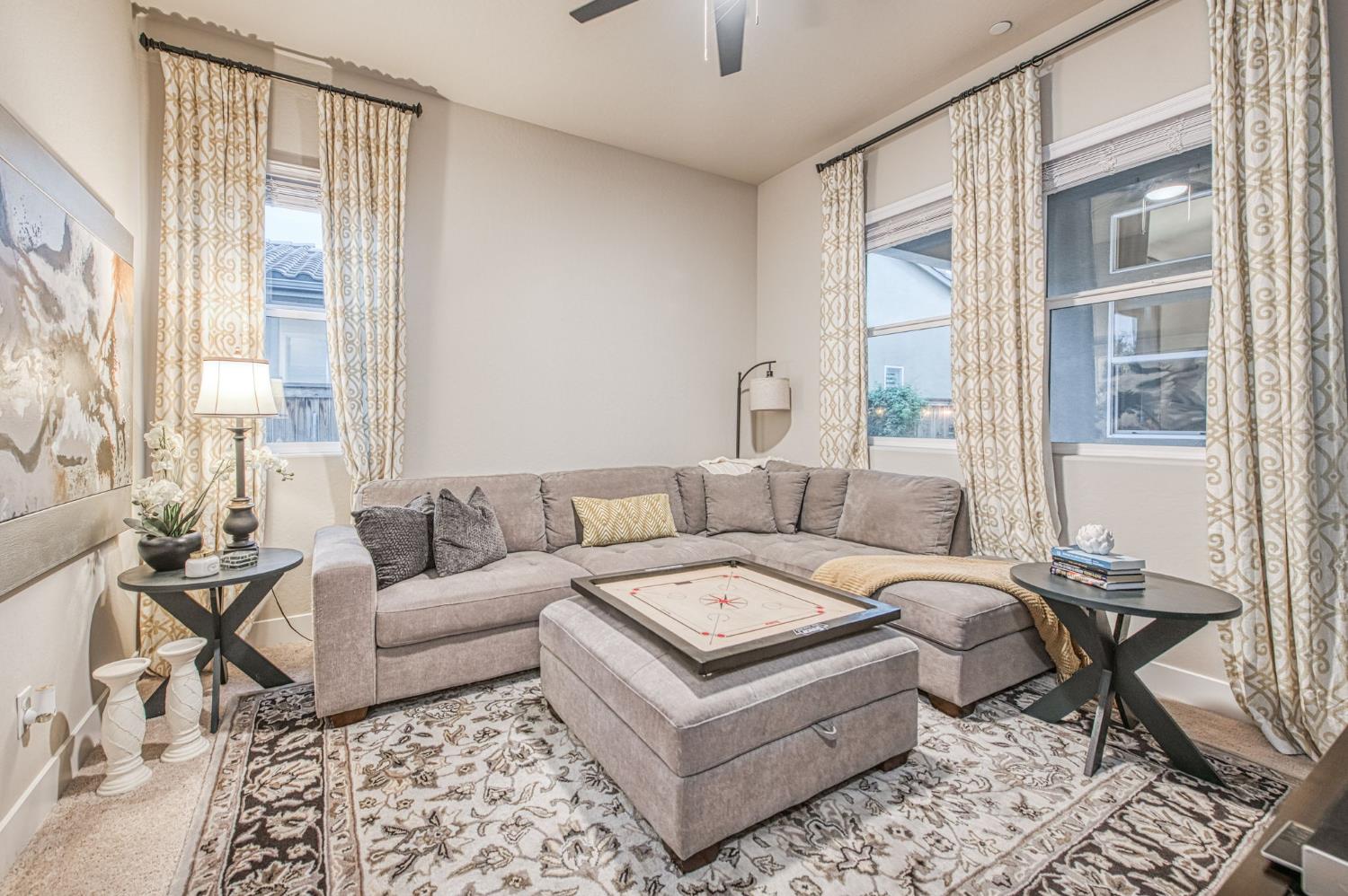 993 Ridgeline Rd W, Madera, CA 93636