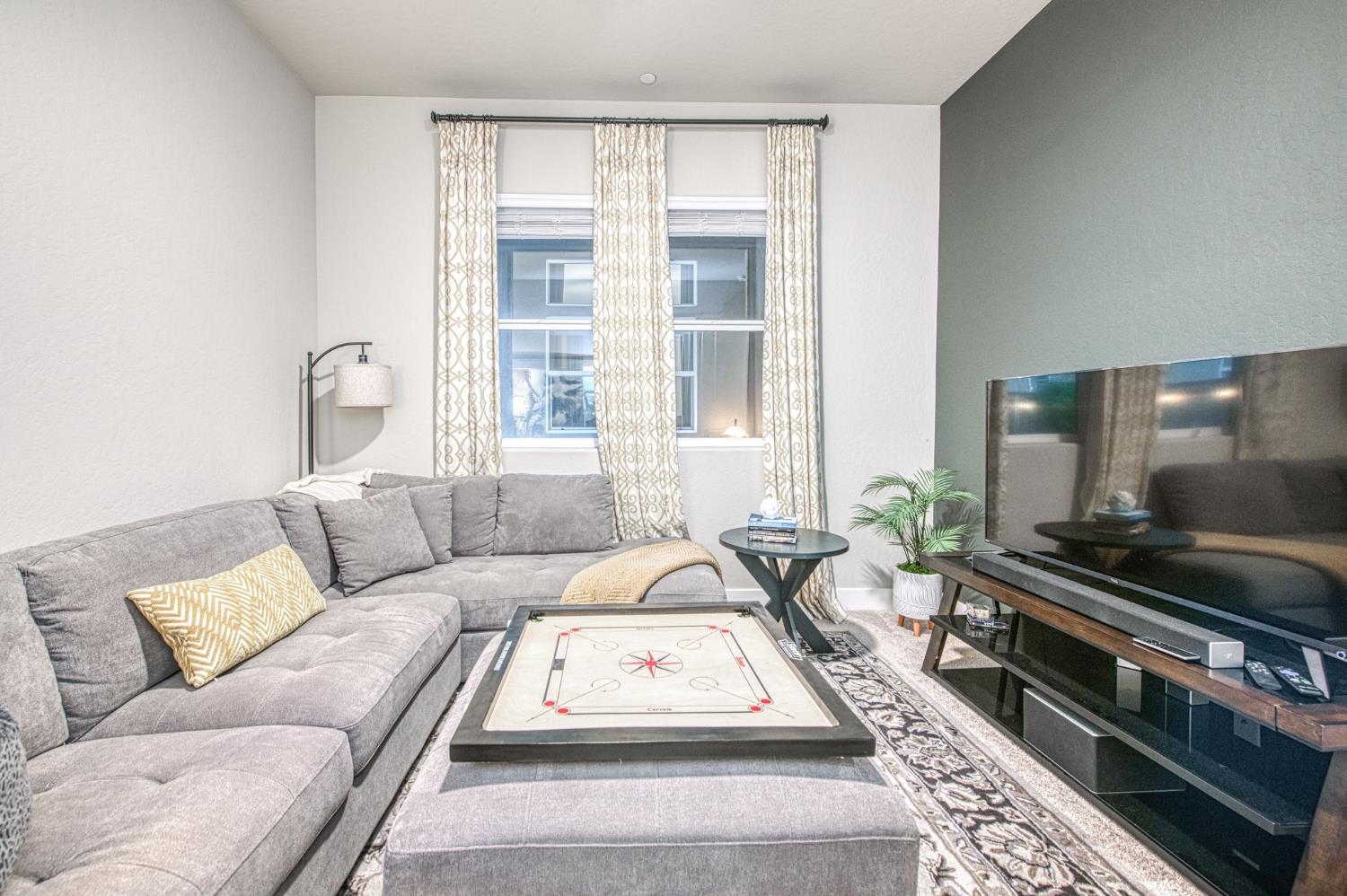 993 Ridgeline Rd W, Madera, CA 93636