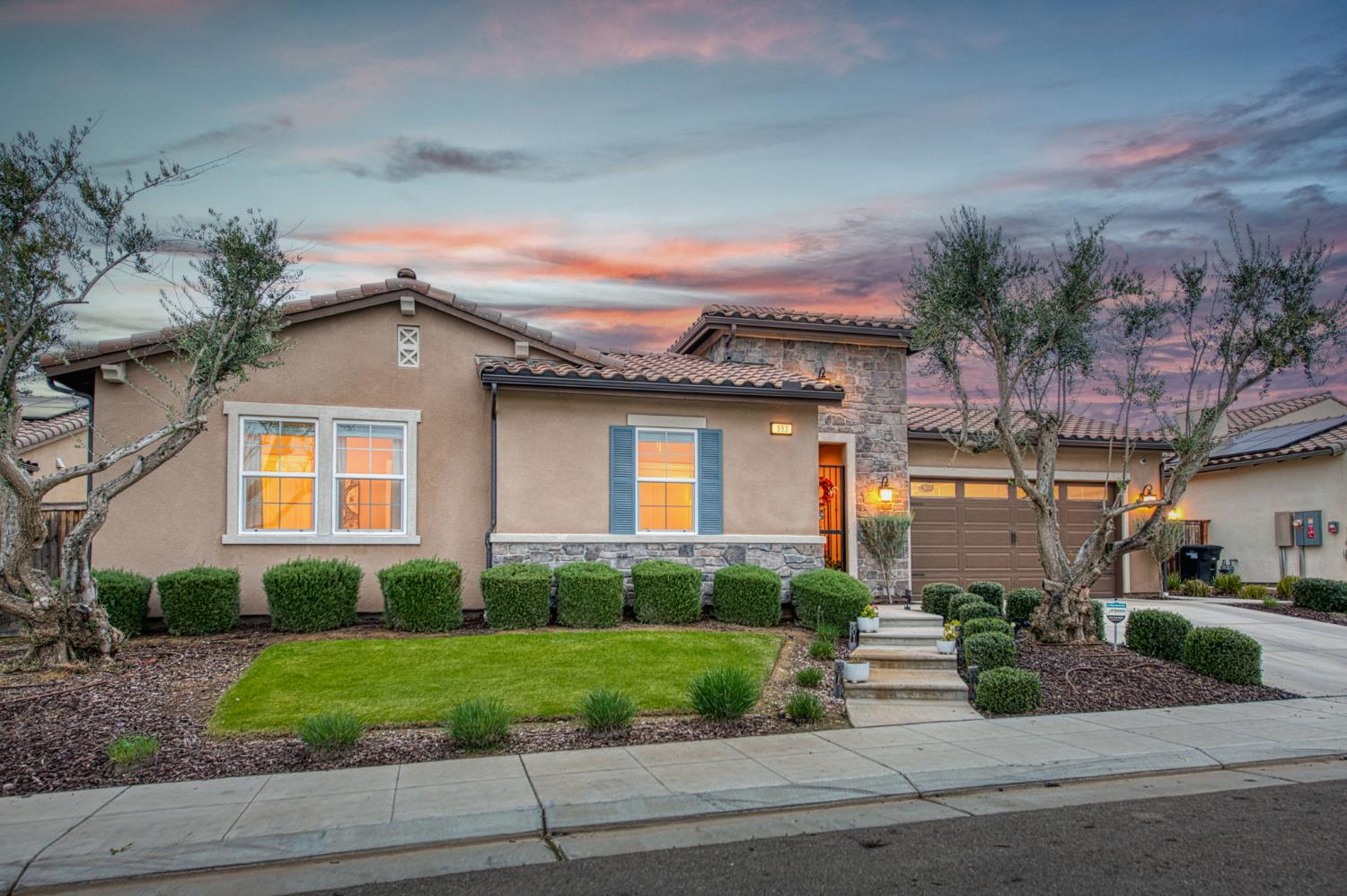 993 Ridgeline Rd W, Madera, CA 93636