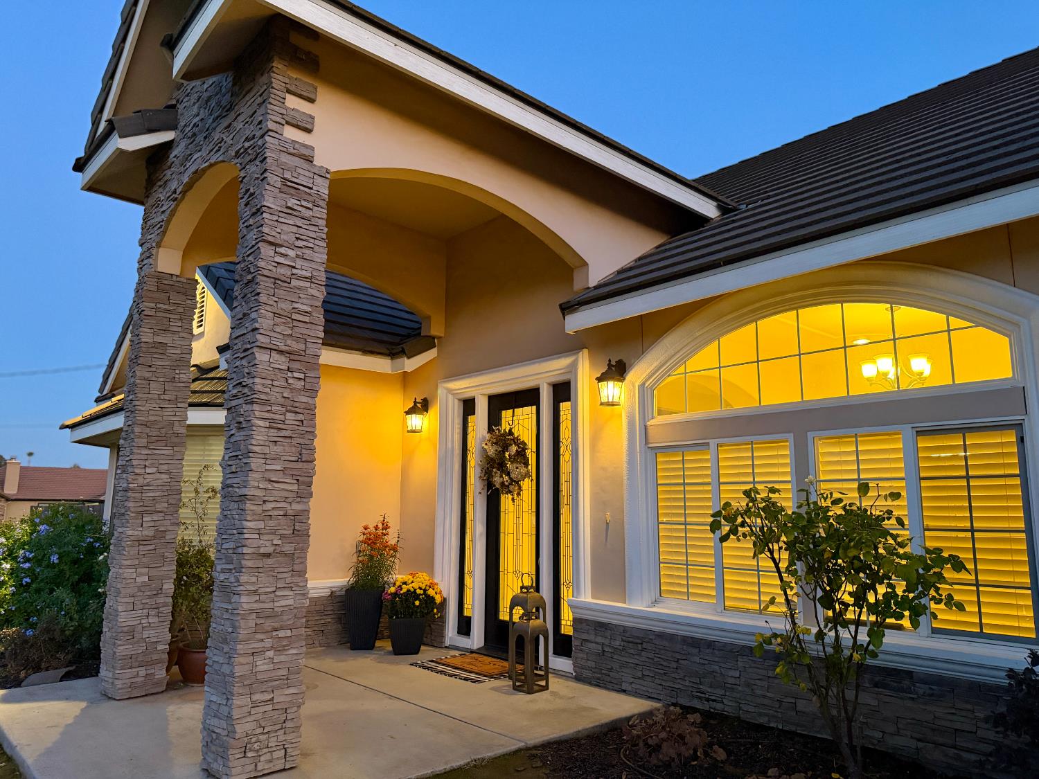 25162 Burton Way, Madera, CA 93638