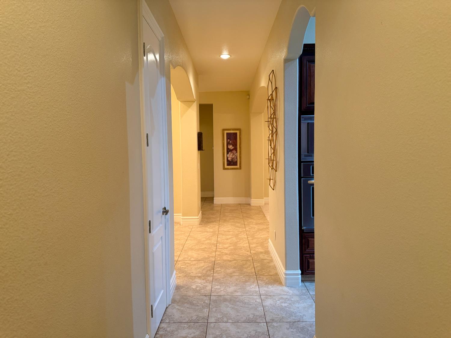 25162 Burton Way, Madera, CA 93638