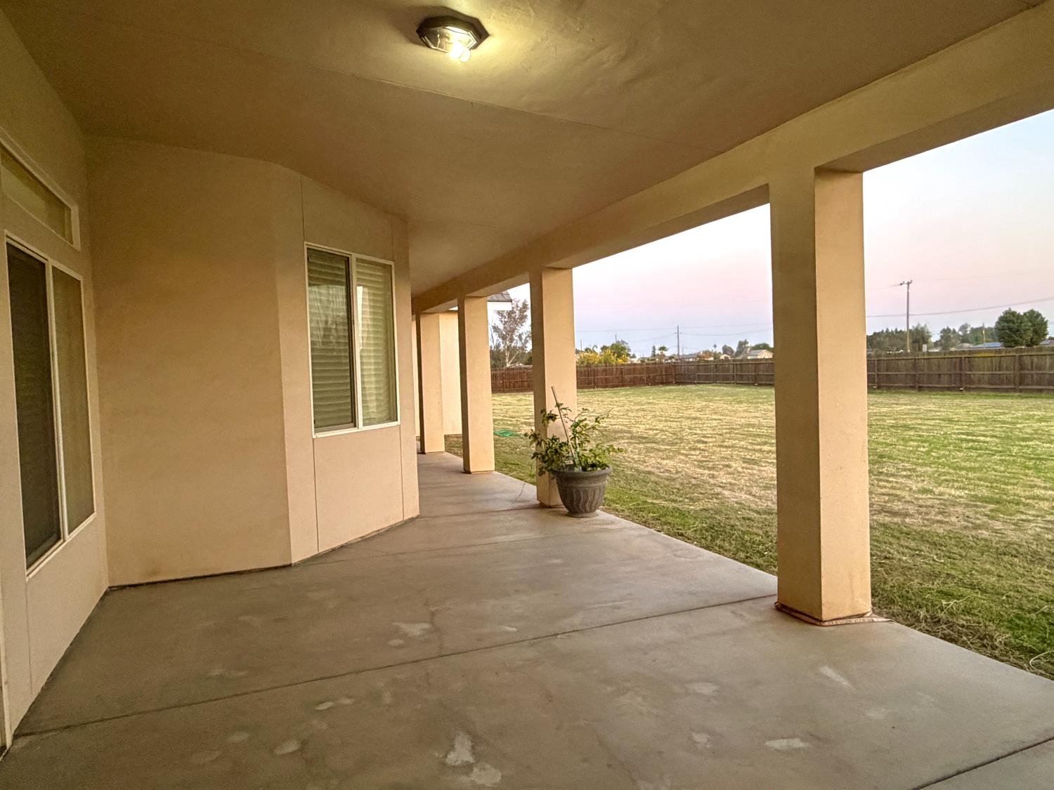 25162 Burton Way, Madera, CA 93638