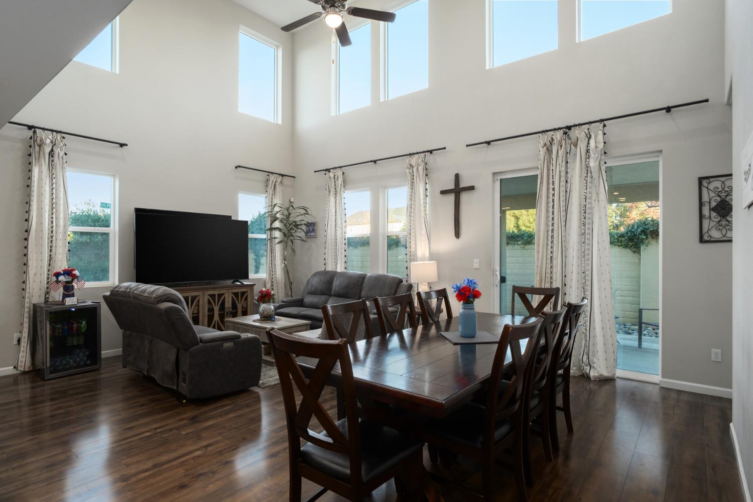 153 Drake St, Madera, CA 93638