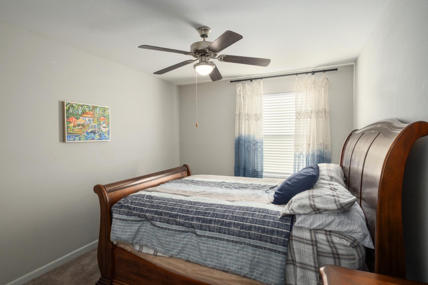 153 Drake St, Madera, CA 93638