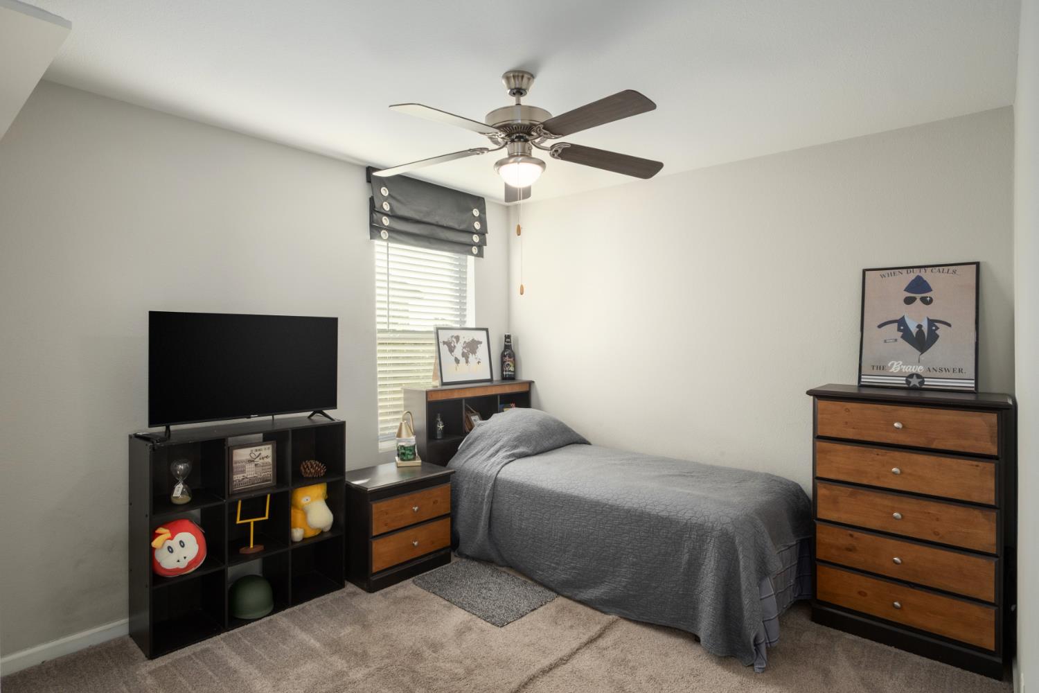 153 Drake St, Madera, CA 93638