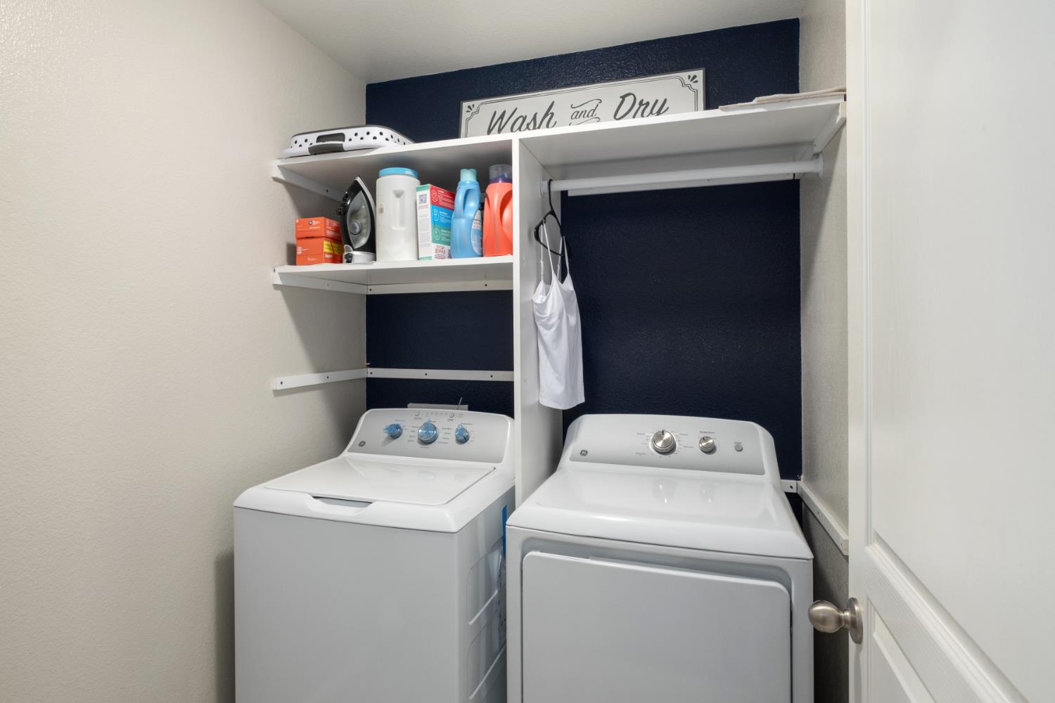 153 Drake St, Madera, CA 93638