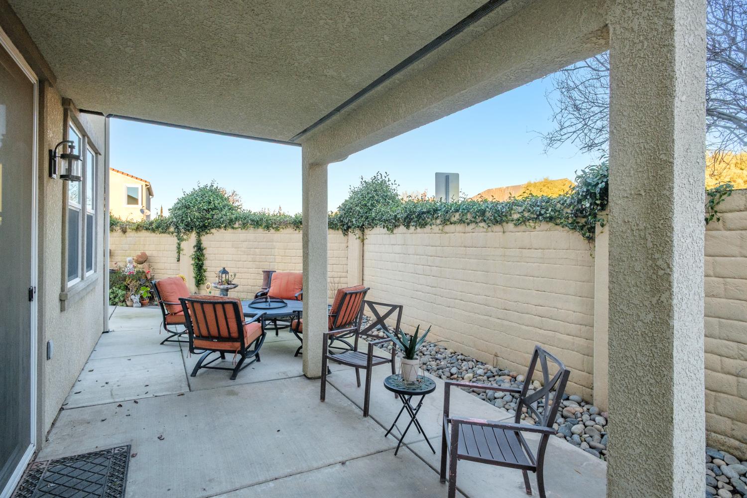 153 Drake St, Madera, CA 93638