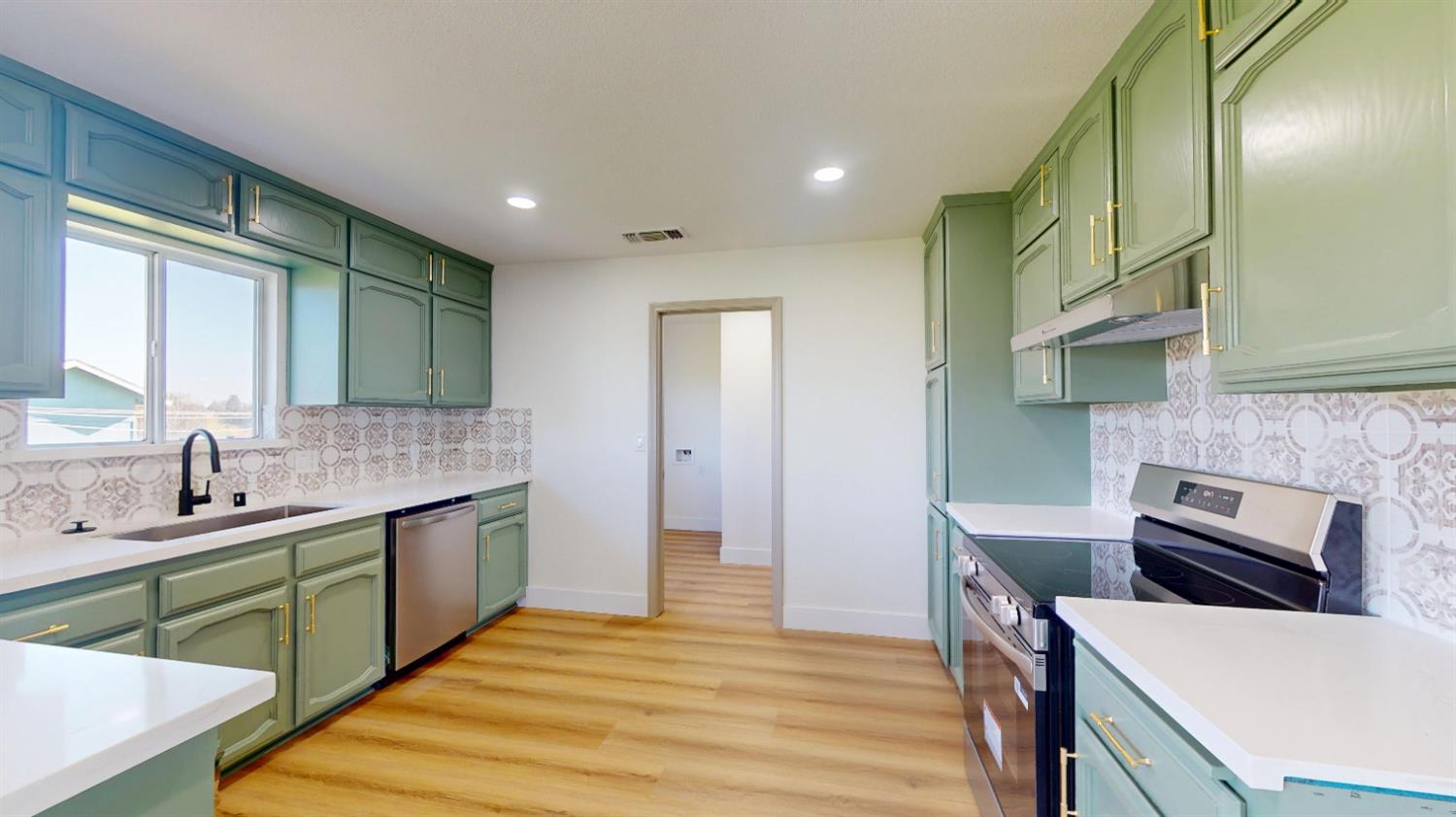 16363 Paula Rd, Madera, CA 93636