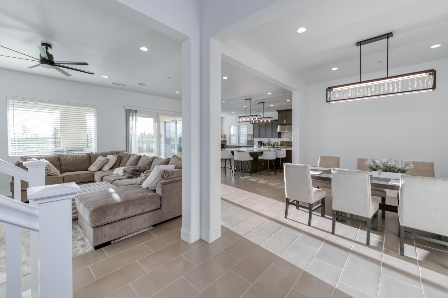 1042 Beaver Pond Loop, Madera, CA 93636