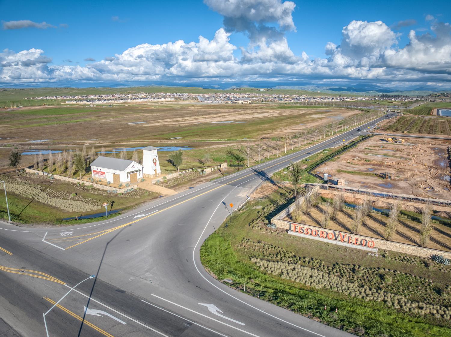 1042 Beaver Pond Loop, Madera, CA 93636